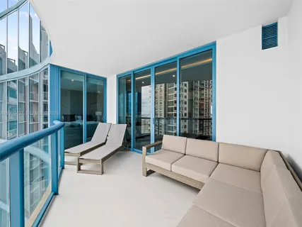 $1,700,000 | 333 Las Olas Way, Unit 3106, Fort Lauderdale, FL 33301