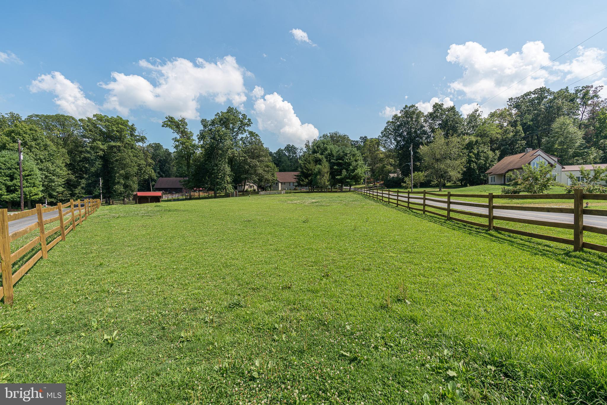 115 Summit Hill Road Paradise, PA 17562 - Photo 1 of 4 Gallery Image 1
