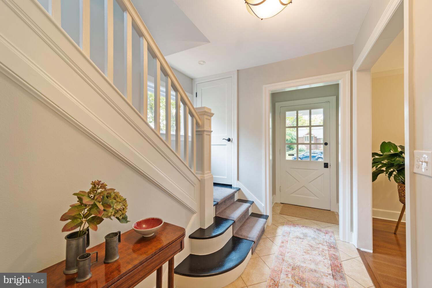 162 Jefferson Road Princeton, NJ 08540 - Photo 5 of 25 Foyer