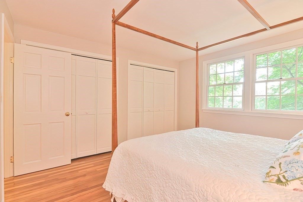 117 Robert Road Holliston, MA 01746 - Photo 27 of 41 Gallery Image 27