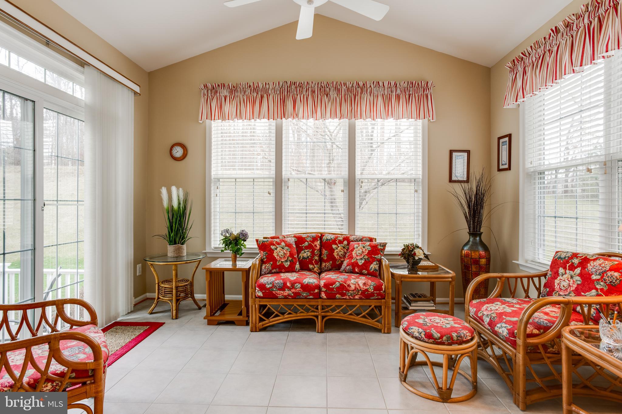 13533 Ryton Ridge Lane Gainesville, VA 20155 - Photo 11 of 65 Sunroom walks out to deck