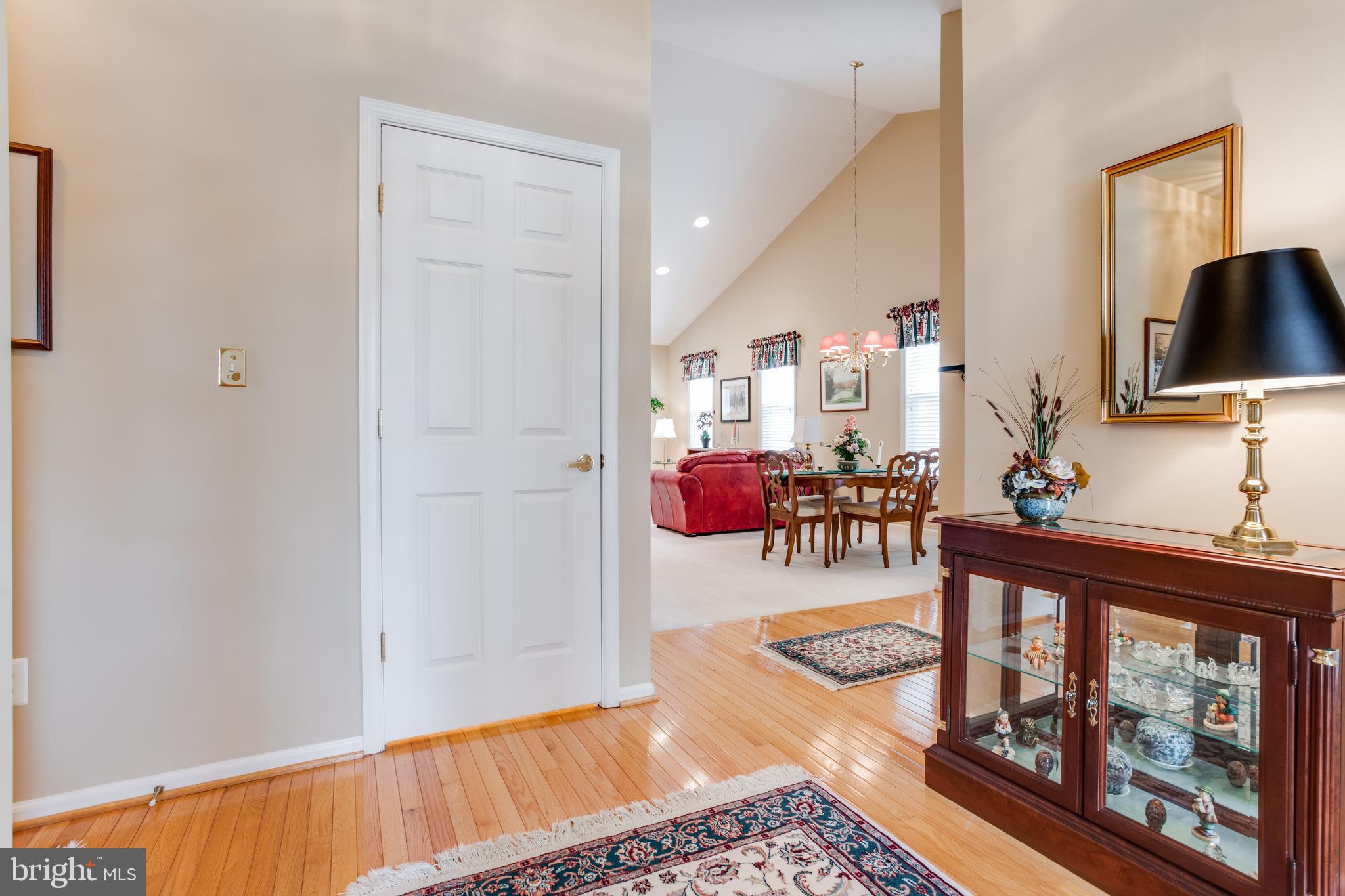13533 Ryton Ridge Lane Gainesville, VA 20155 - Photo 7 of 65 Foyer