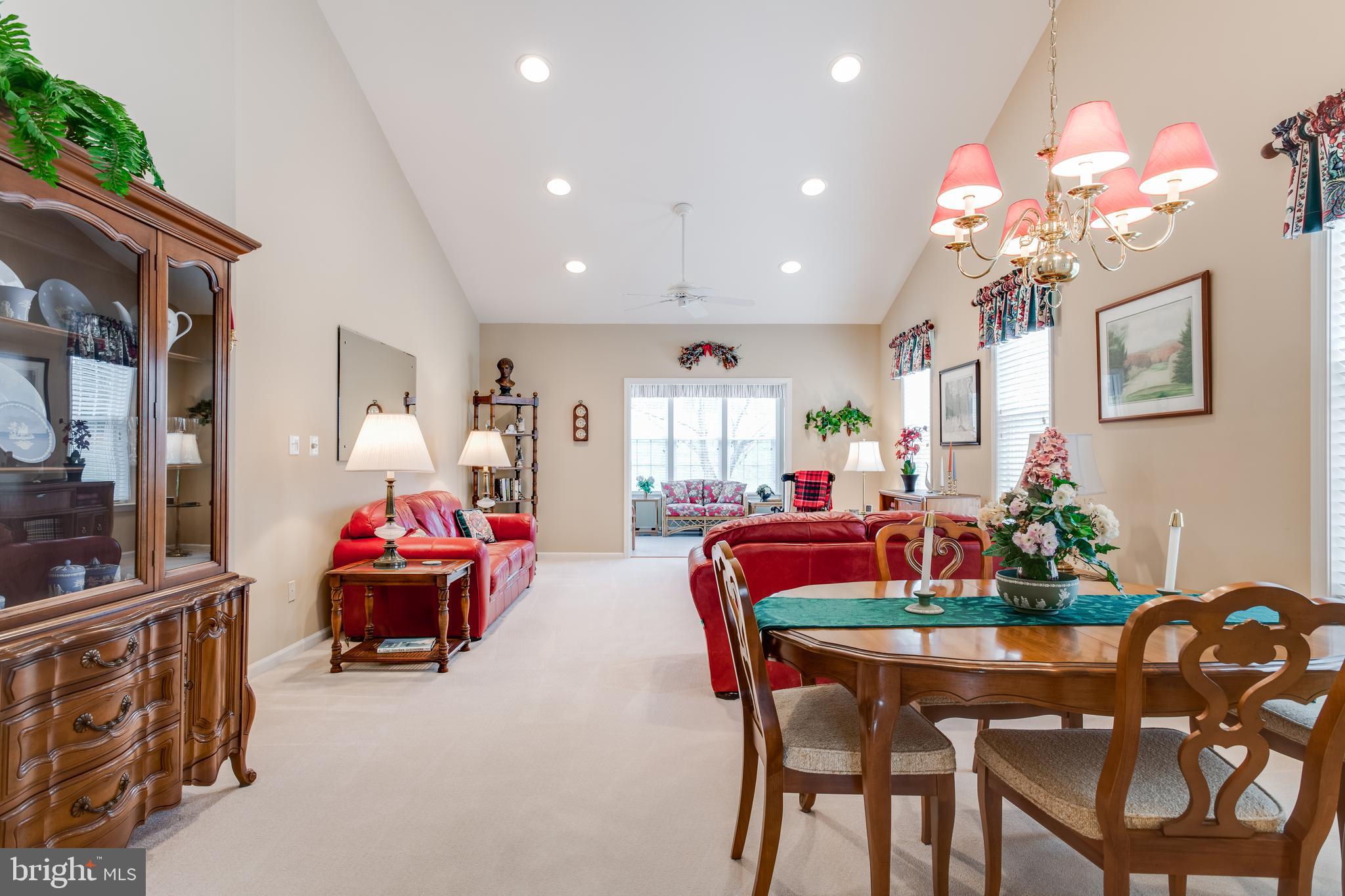 13533 Ryton Ridge Lane Gainesville, VA 20155 - Photo 9 of 65 Dining room/Living room