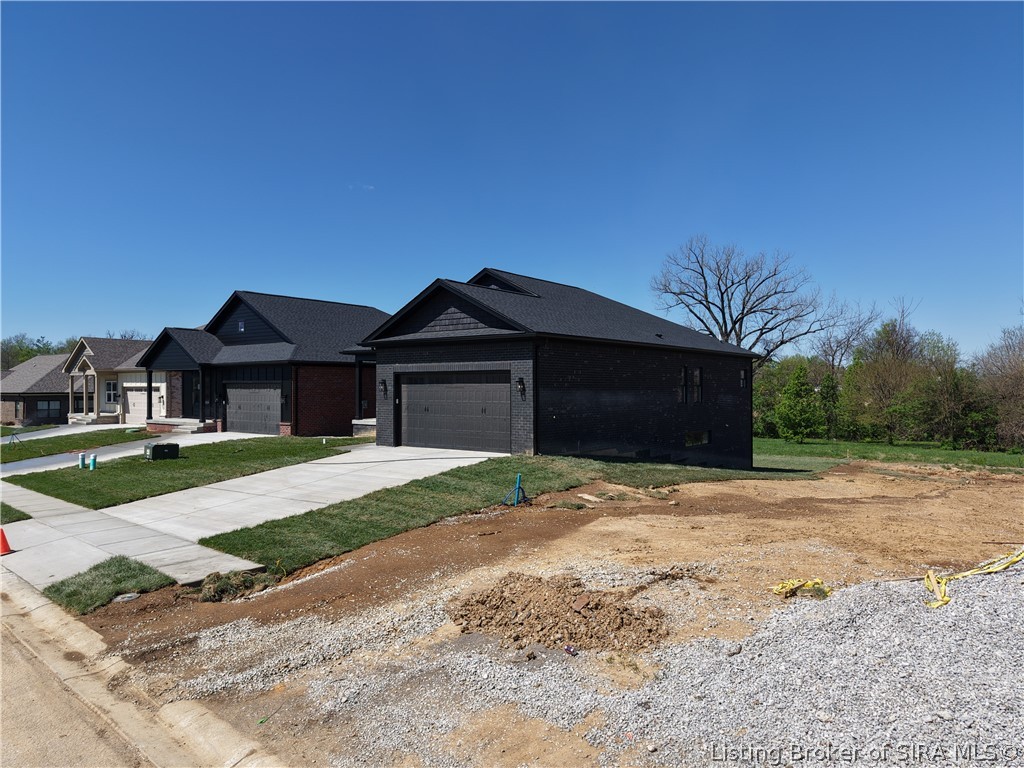 4640 Red Tail Ridge, Unit 213 Jeffersonville, IN 47130 - Photo 6 of 31
