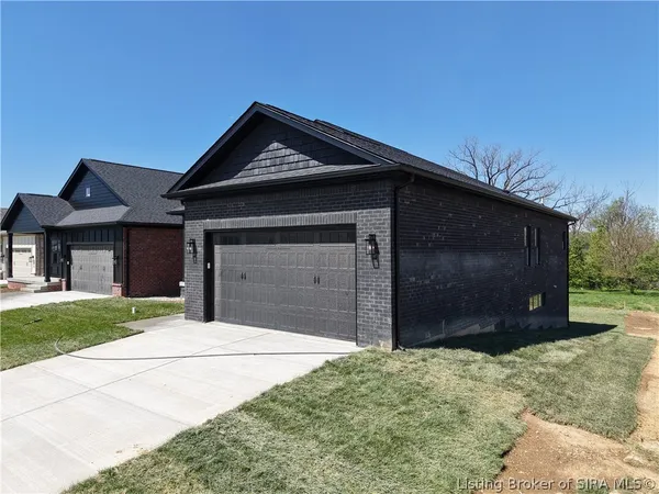 $444,900 | 4640 Red Tail Ridge, Unit 213, Jeffersonville, IN 47130