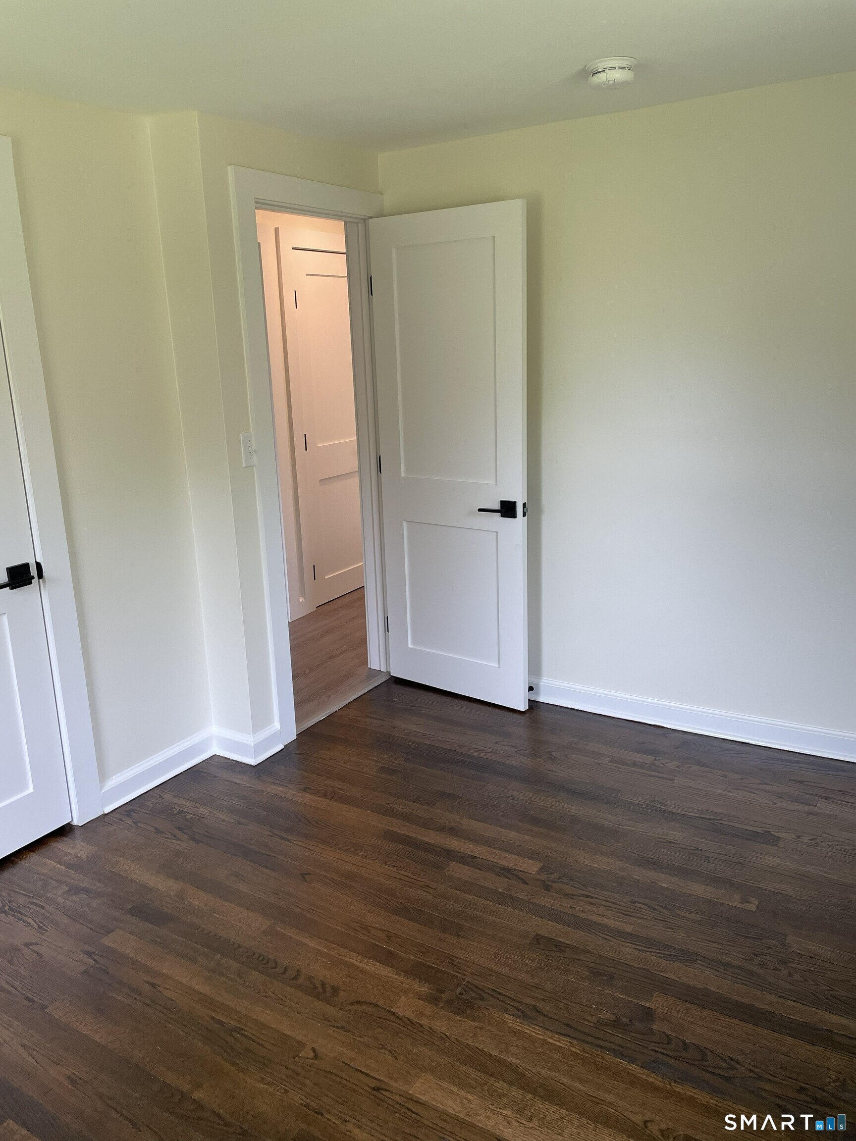 1039 N Road Groton, CT 06340 - Photo 13 of 18