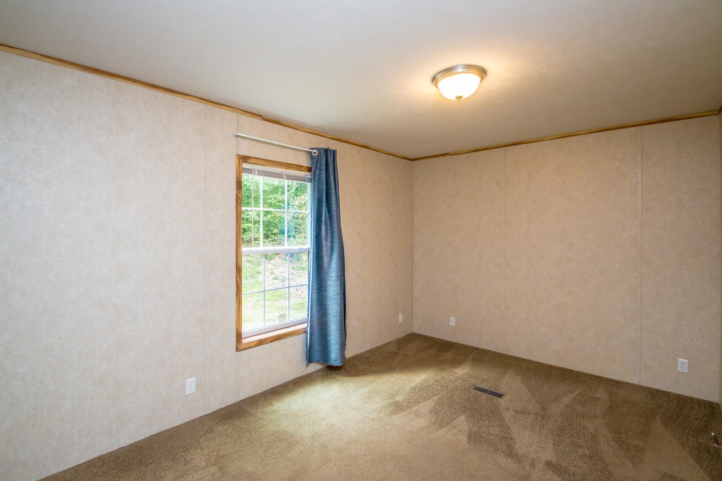 296 Durell Road Tamworth, NH 03886 - Photo 8 of 24 Gallery Image 8