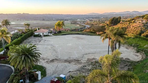 $9,300,000 | 5910 Ladys Secret Court, Del Mar, CA 92014