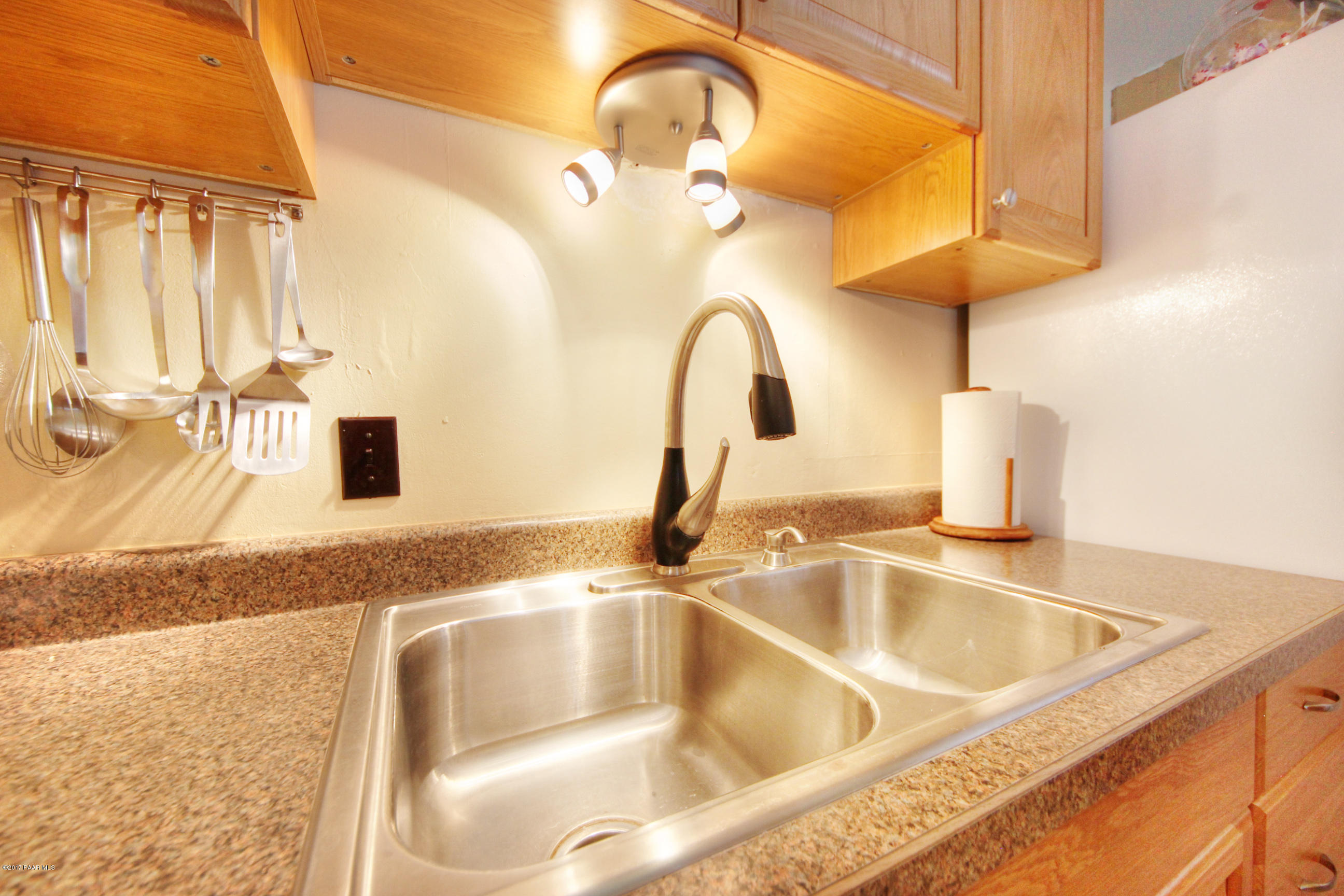 2831 Shelf Road Prescott, AZ 86303 - Photo 12 of 34 Kitchen 4