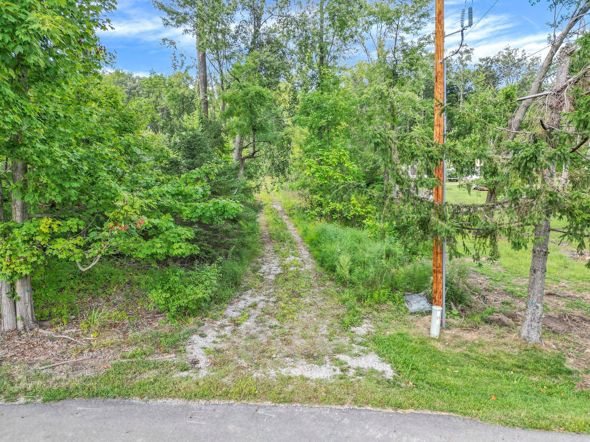 13440 Graham Road Southwest Pataskala, OH 43062 - Photo 2 of 14 Please be cautious, driveway is over-grown