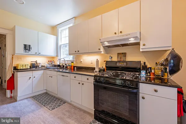 $6,500 | 3512 35th Street Northwest, Washington, DC 20016