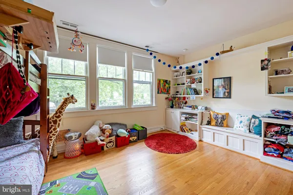 $6,500 | 3512 35th Street Northwest, Washington, DC 20016