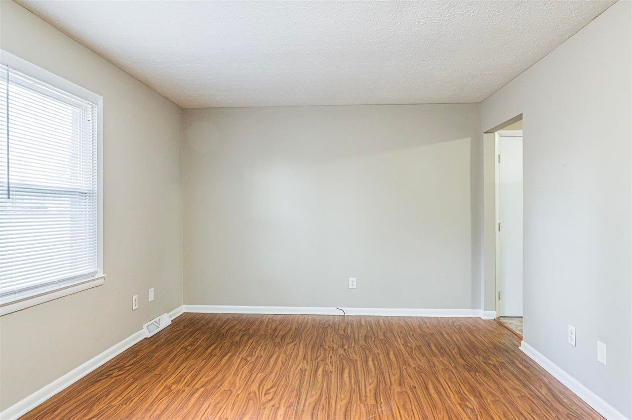 2120 Robin Road Bowling Green, KY 42101 - Photo 12 of 26 Gallery Image 12
