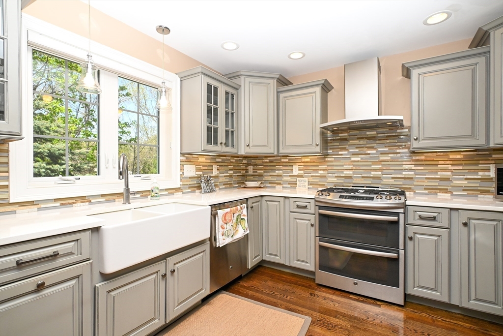60 Harding Street, Unit C Medfield, MA 02052 - Photo 5 of 41