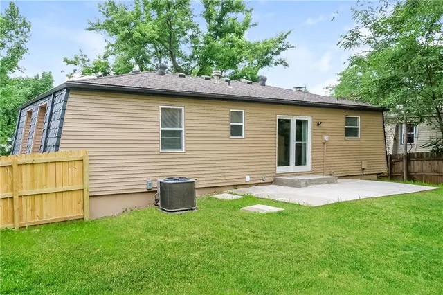 $2,100 | 6600 Northwest 50th Street, Kansas City, MO 64151