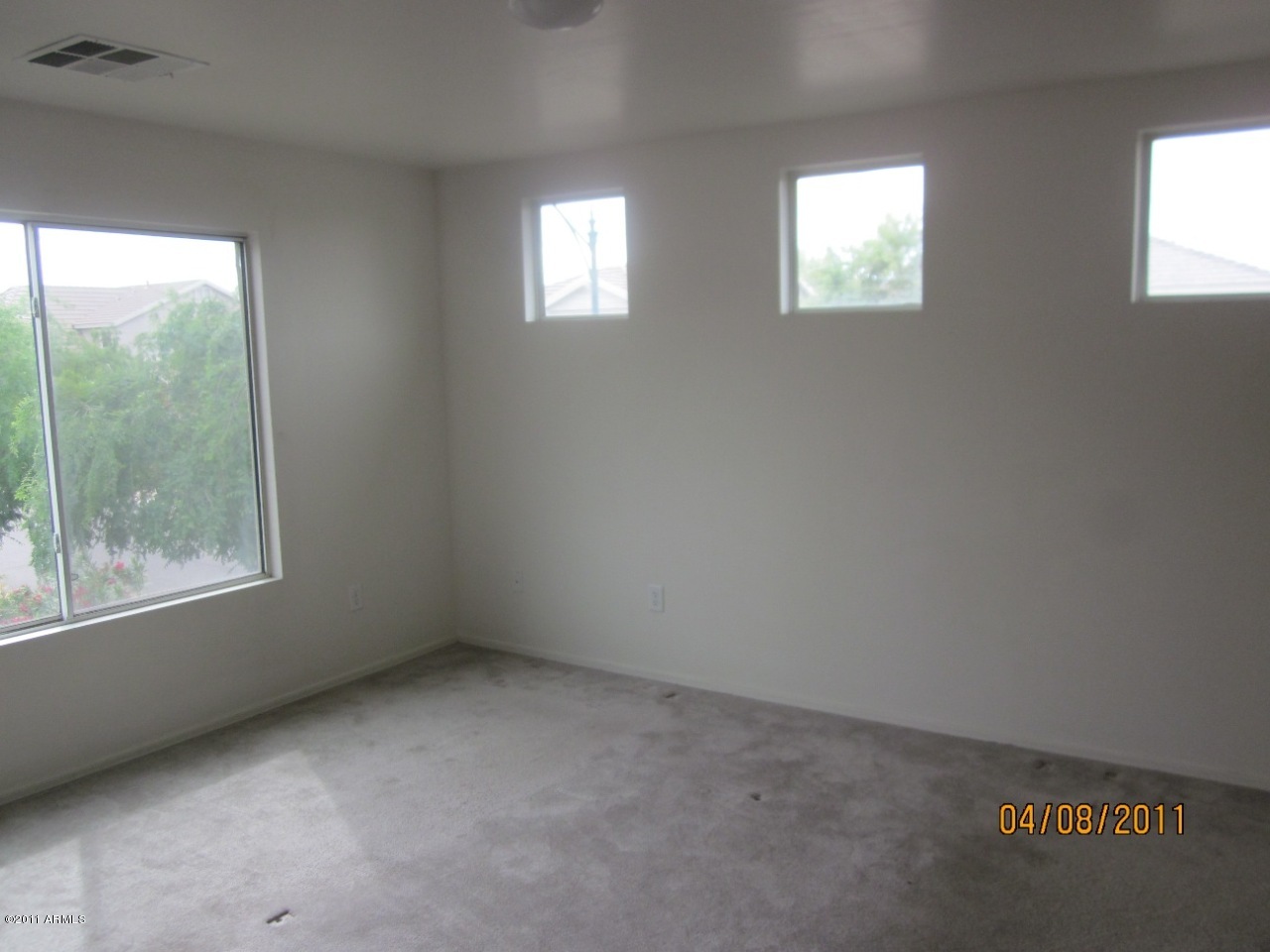1369 South Swallow Lane Gilbert, AZ 85296 - Photo 6 of 8 Master Bedroom