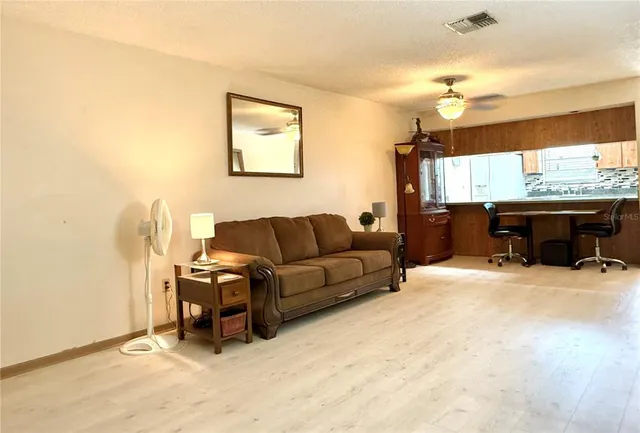 $152,500 | 4726 Granada Boulevard, Unit 4726, Sebring, FL 33872