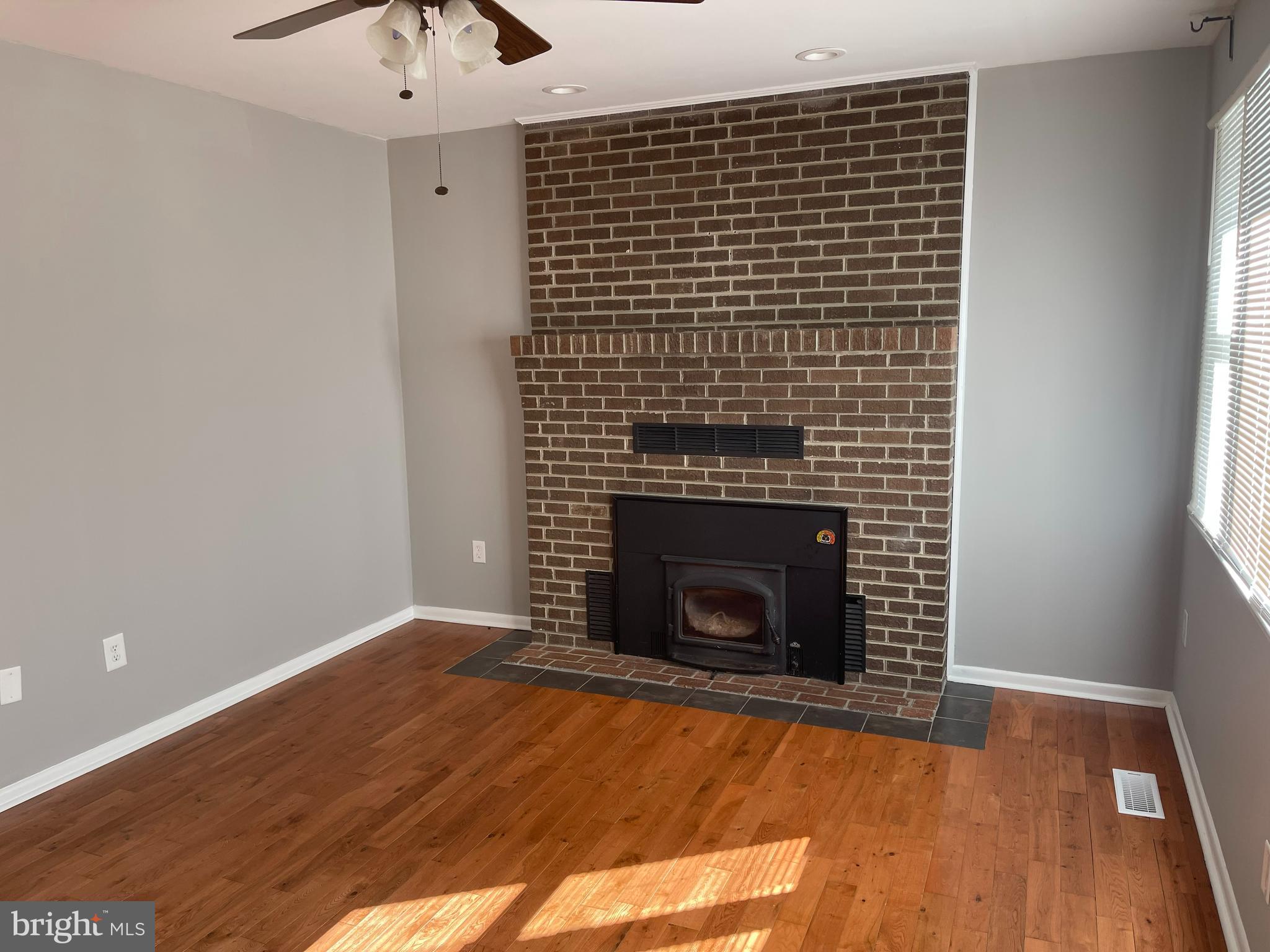 330 Pilot Way Lusby, MD 20657 - Photo 3 of 14