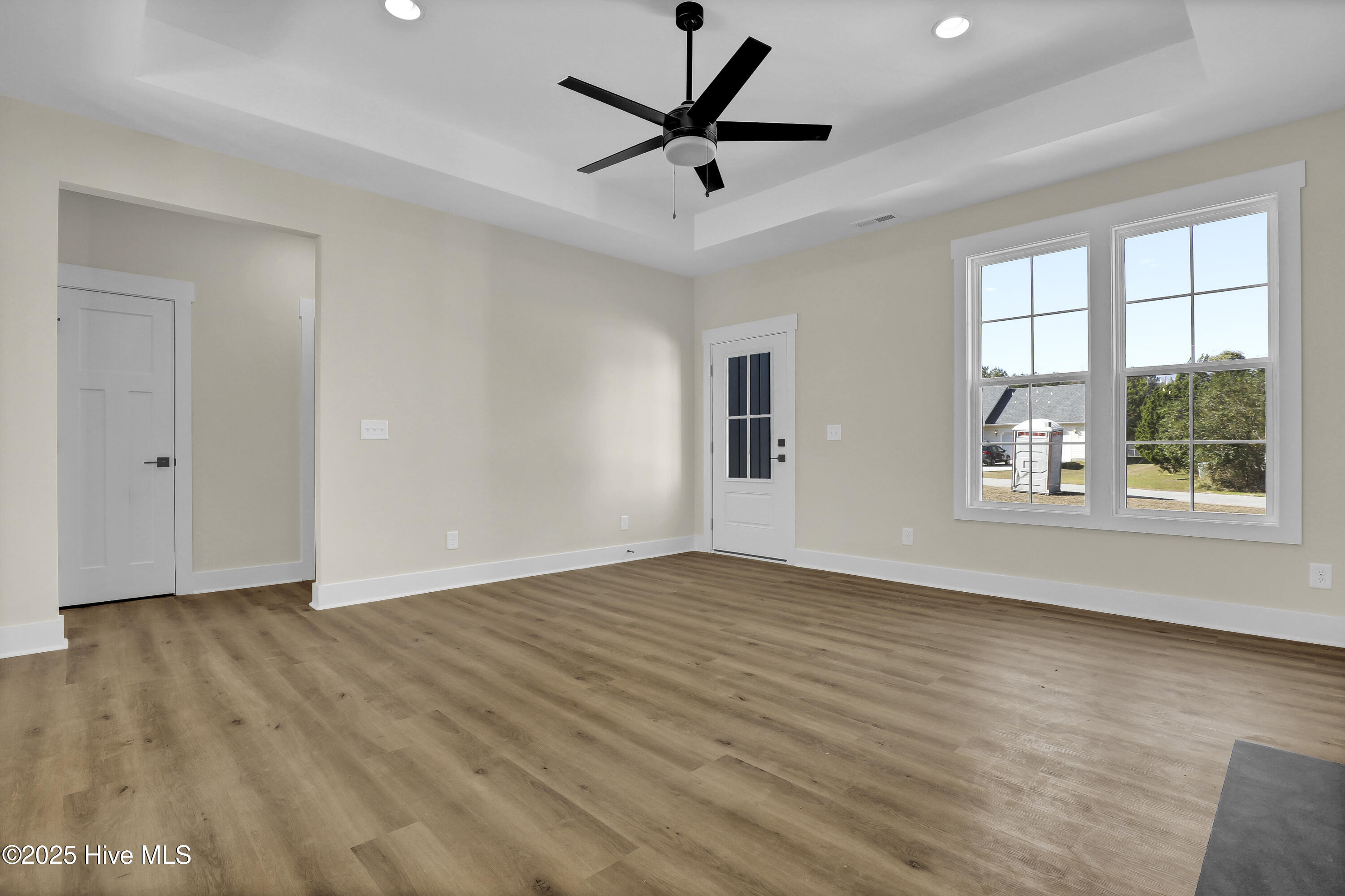 210 East Ridge Court Jacksonville, NC 28540 - Photo 11 of 33 6G8A9717