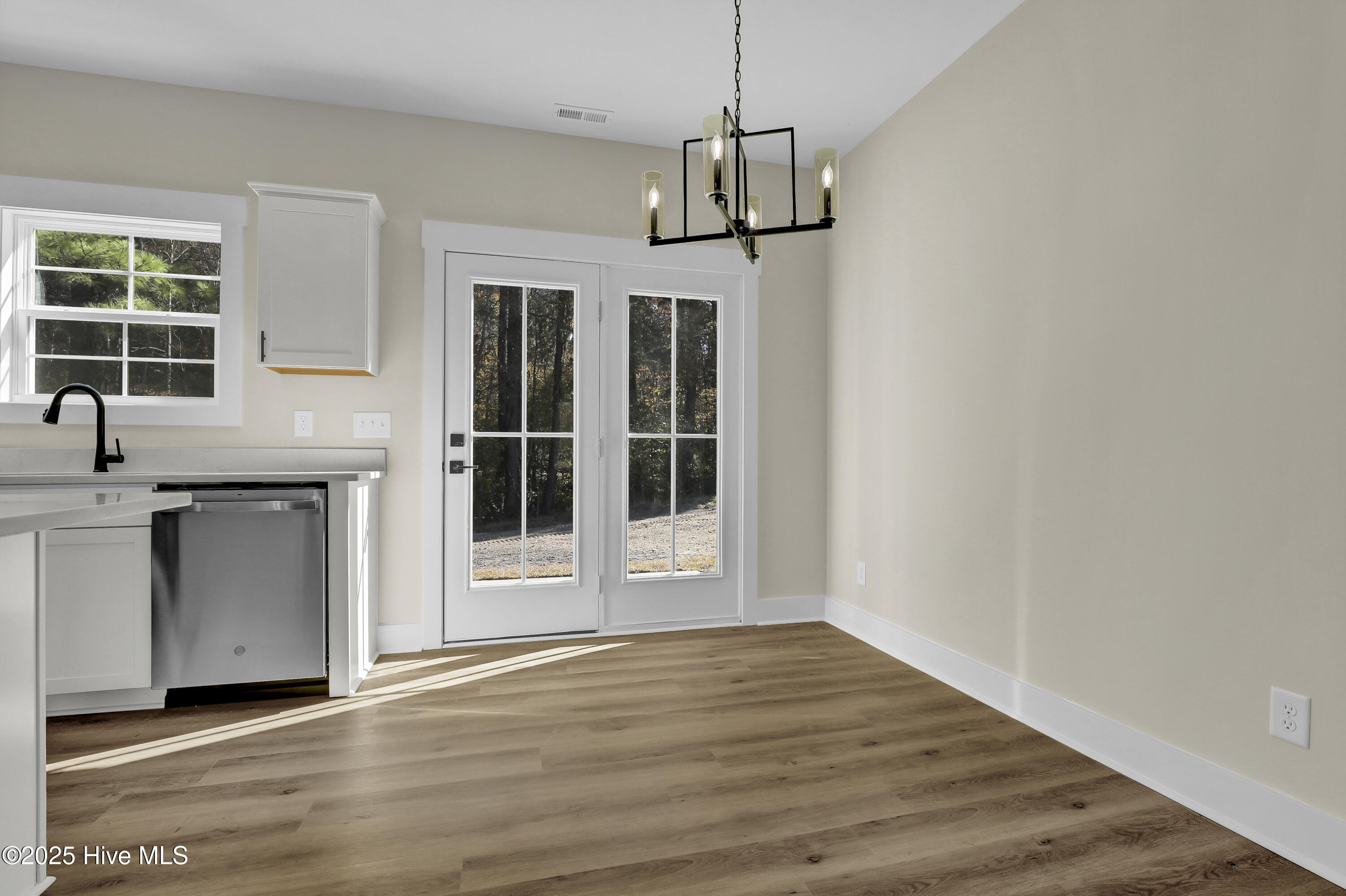 210 East Ridge Court Jacksonville, NC 28540 - Photo 19 of 33 6G8A9720