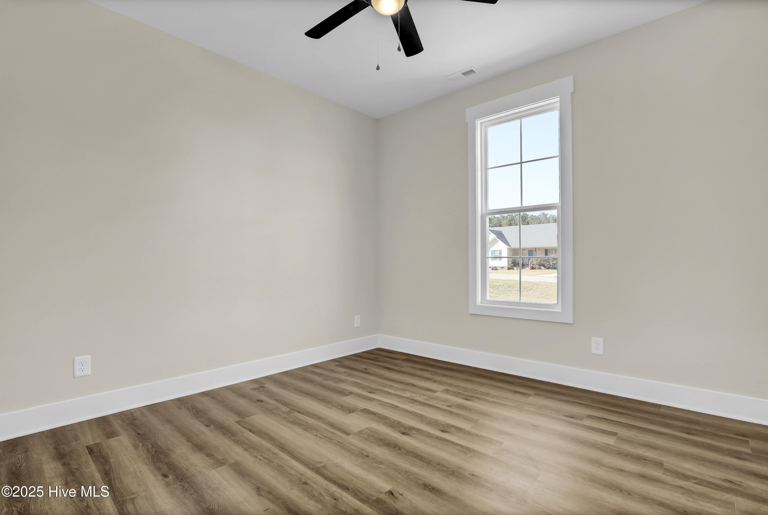 210 East Ridge Court Jacksonville, NC 28540 - Photo 29 of 33 6G8A9705