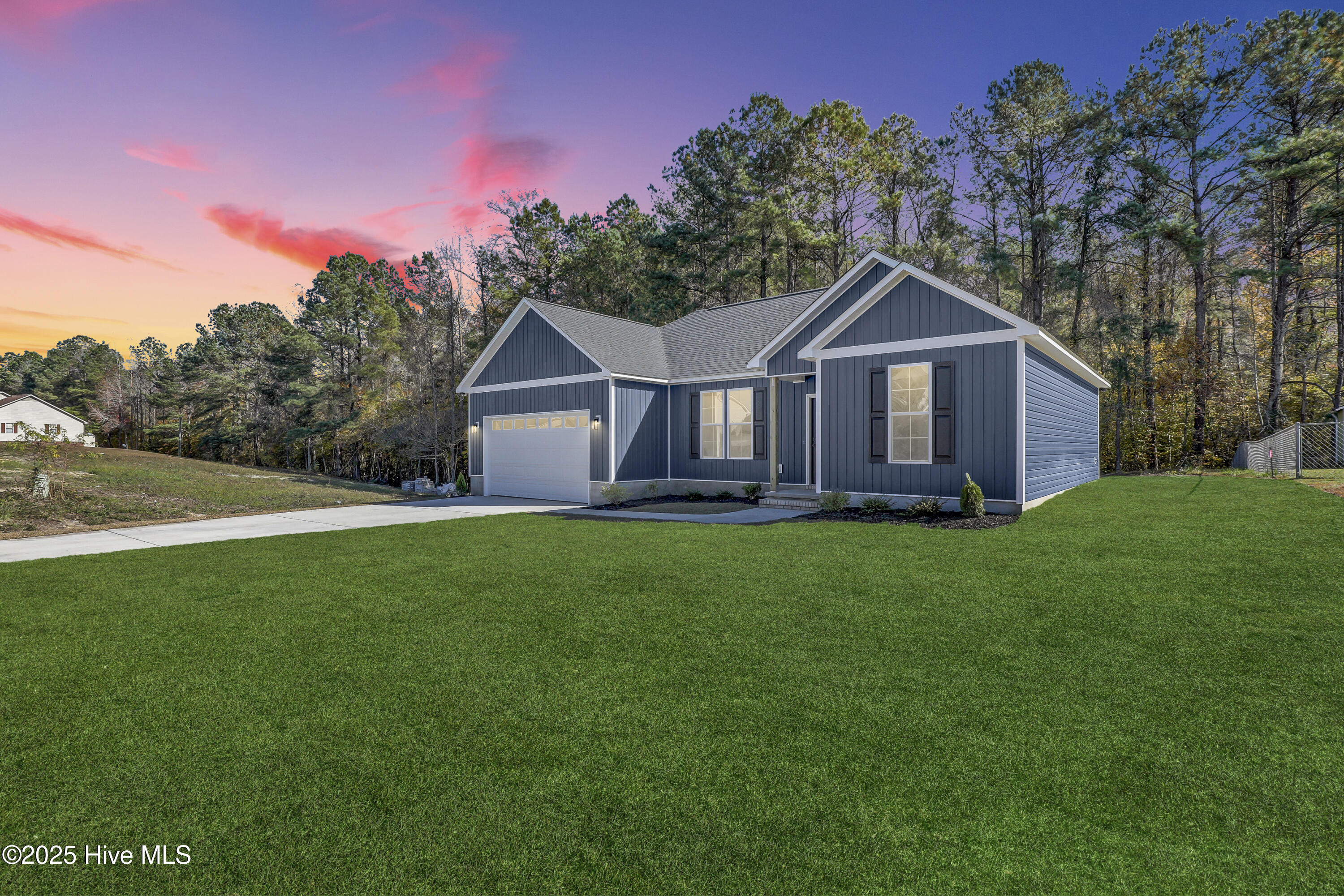 210 East Ridge Court Jacksonville, NC 28540 - Photo 4 of 33 6G8A9675 copy