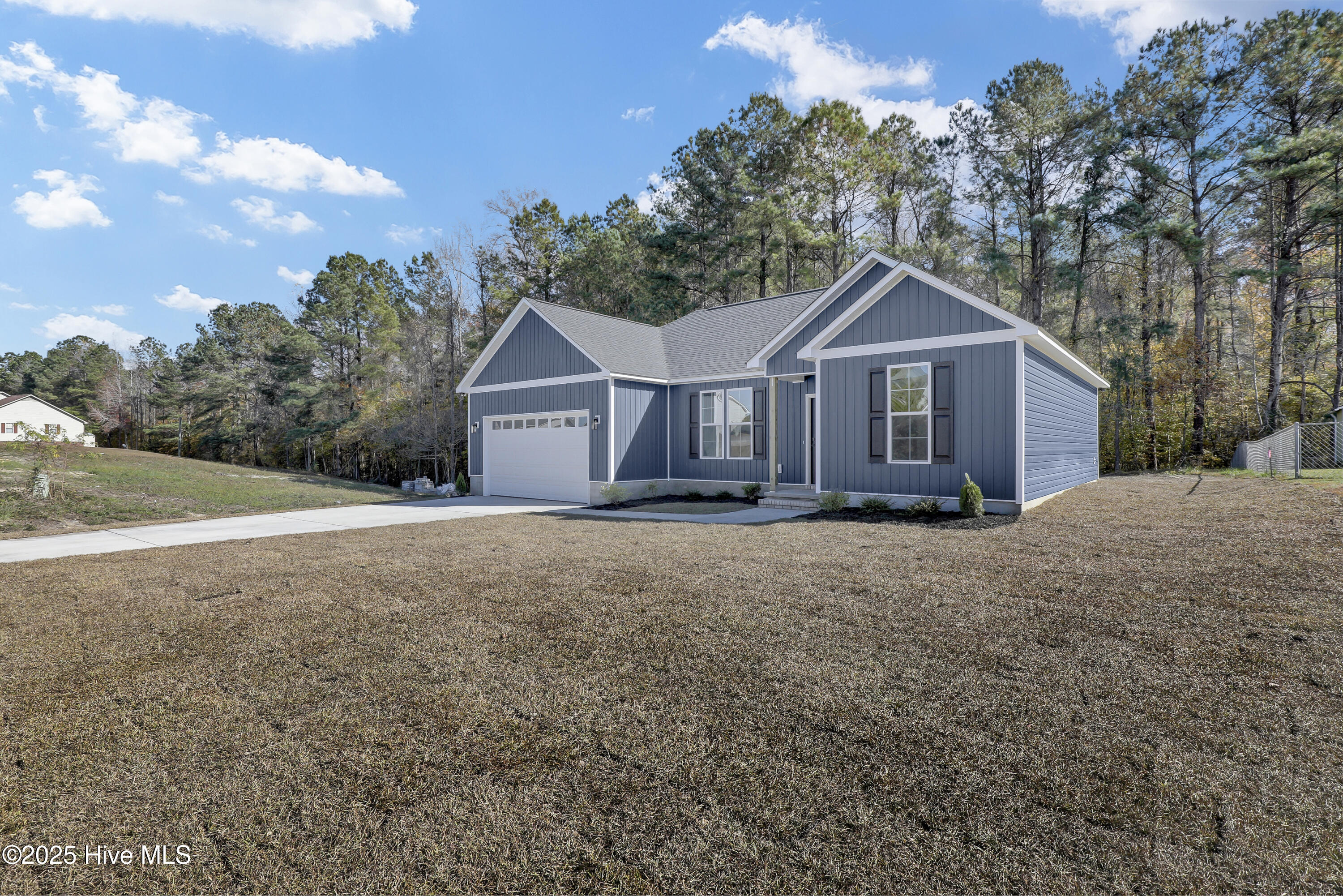210 East Ridge Court Jacksonville, NC 28540 - Photo 5 of 33 6G8A9675