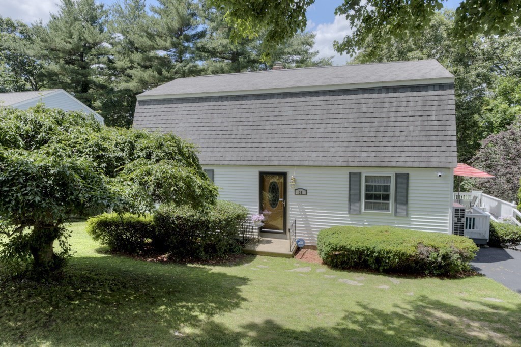 36 Westview Road Worcester, MA 01602 - Photo 2 of 38