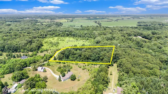 $245,000 | 69535 Turkey Trail Drive, Niles, MI 49120