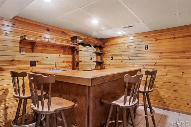 $172,500 | 4921 Tulip Tree Lane, Hazelwood, MO 63042