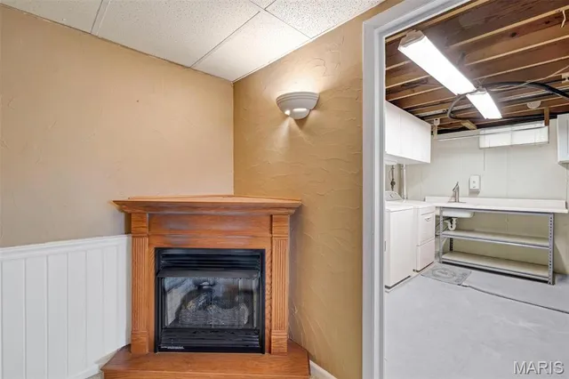 $172,500 | 4921 Tulip Tree Lane, Hazelwood, MO 63042