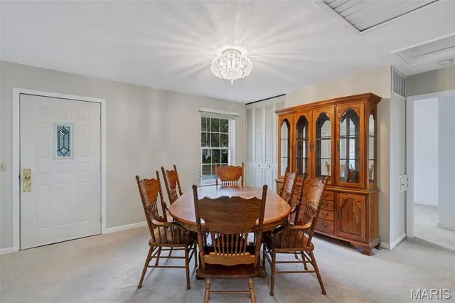 $172,500 | 4921 Tulip Tree Lane, Hazelwood, MO 63042