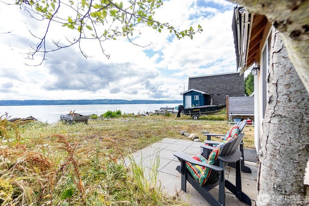 22 South Beach Drive Everett, WA 98201 - Photo 13 of 37 a view of a swimming pool with a patio