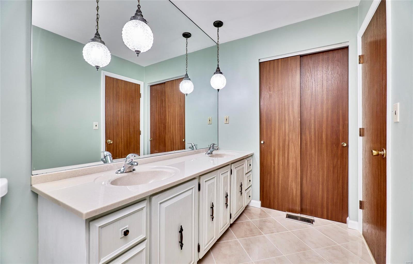 12915 Somerton Ridge Drive St. Louis, MO 63141 - Photo 39 of 53
