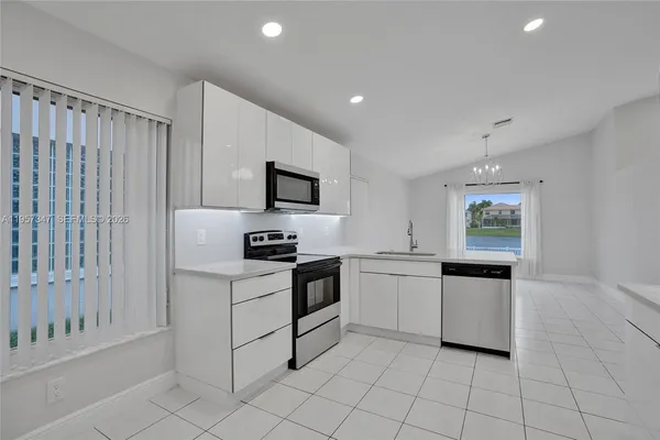 $3,900 | 18034 Southwest 20th Street, Miramar, FL 33029