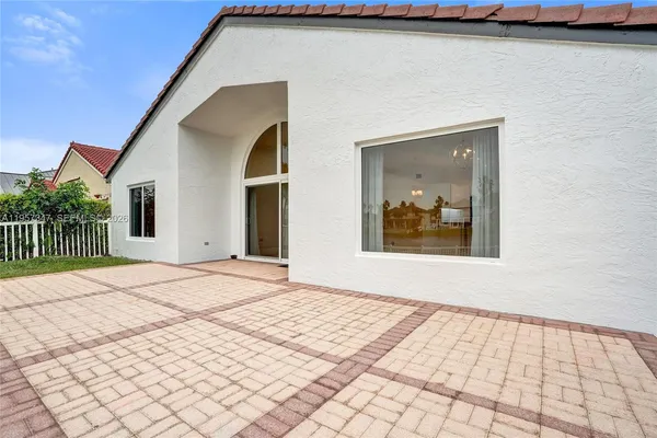 $3,900 | 18034 Southwest 20th Street, Miramar, FL 33029