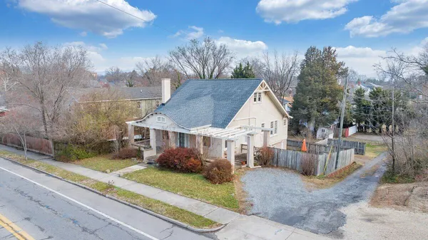 $245,000 | 2117 Brandon Avenue Southwest, Roanoke, VA 24015