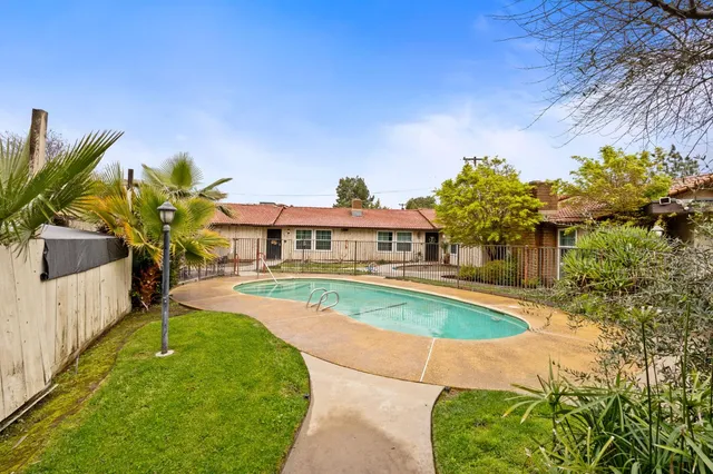 $1,399,000 | 1063 Pierce Drive, Clovis, CA 93612