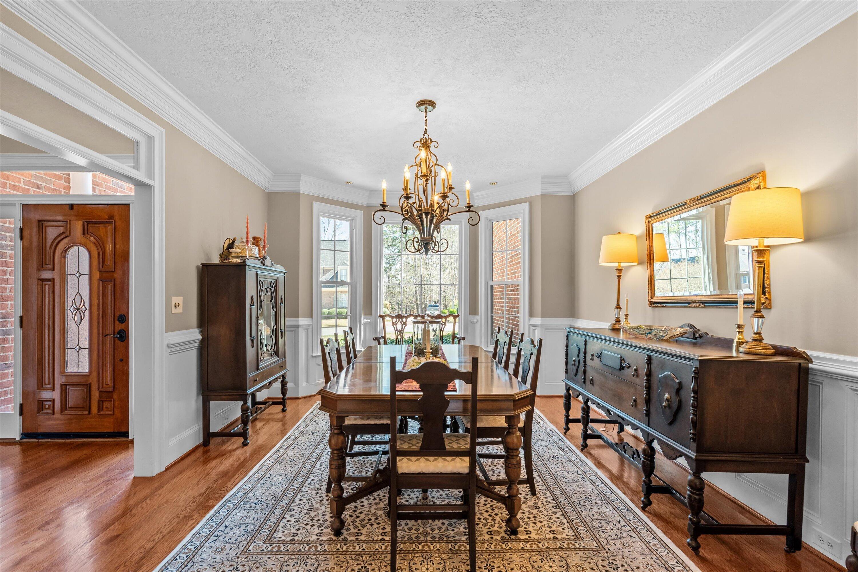 808 Shackleford Place Evans, GA 30809 - Photo 10 of 60 808 Shackleford Place | Evans,GA 30809 | Listed by: Sierra Struble & Sarah Scott with The Magnolia Bloom Team at Real Broker LLC