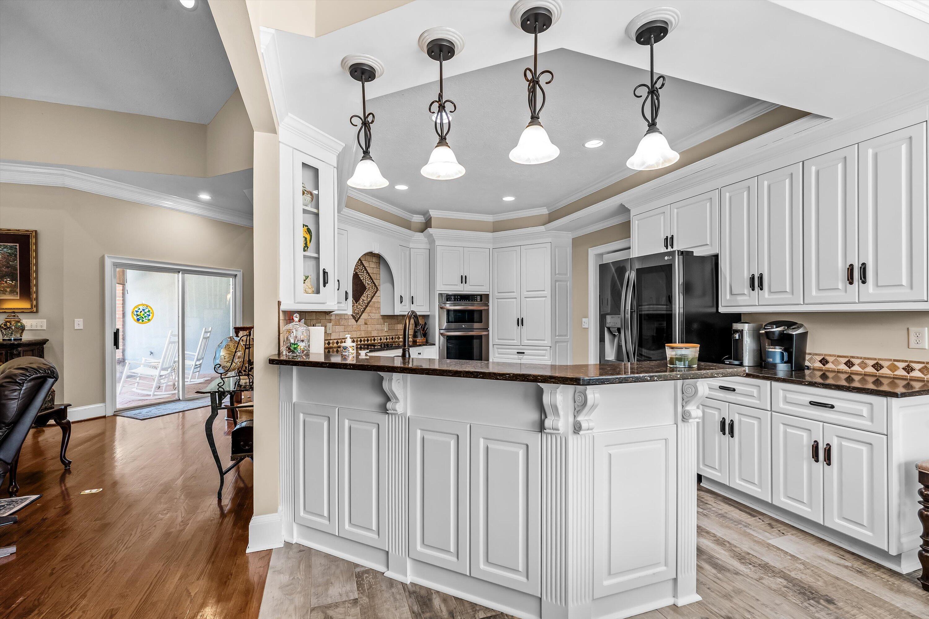 808 Shackleford Place Evans, GA 30809 - Photo 18 of 60 808 Shackleford Place | Evans,GA 30809 | Listed by: Sierra Struble & Sarah Scott with The Magnolia Bloom Team at Real Broker LLC