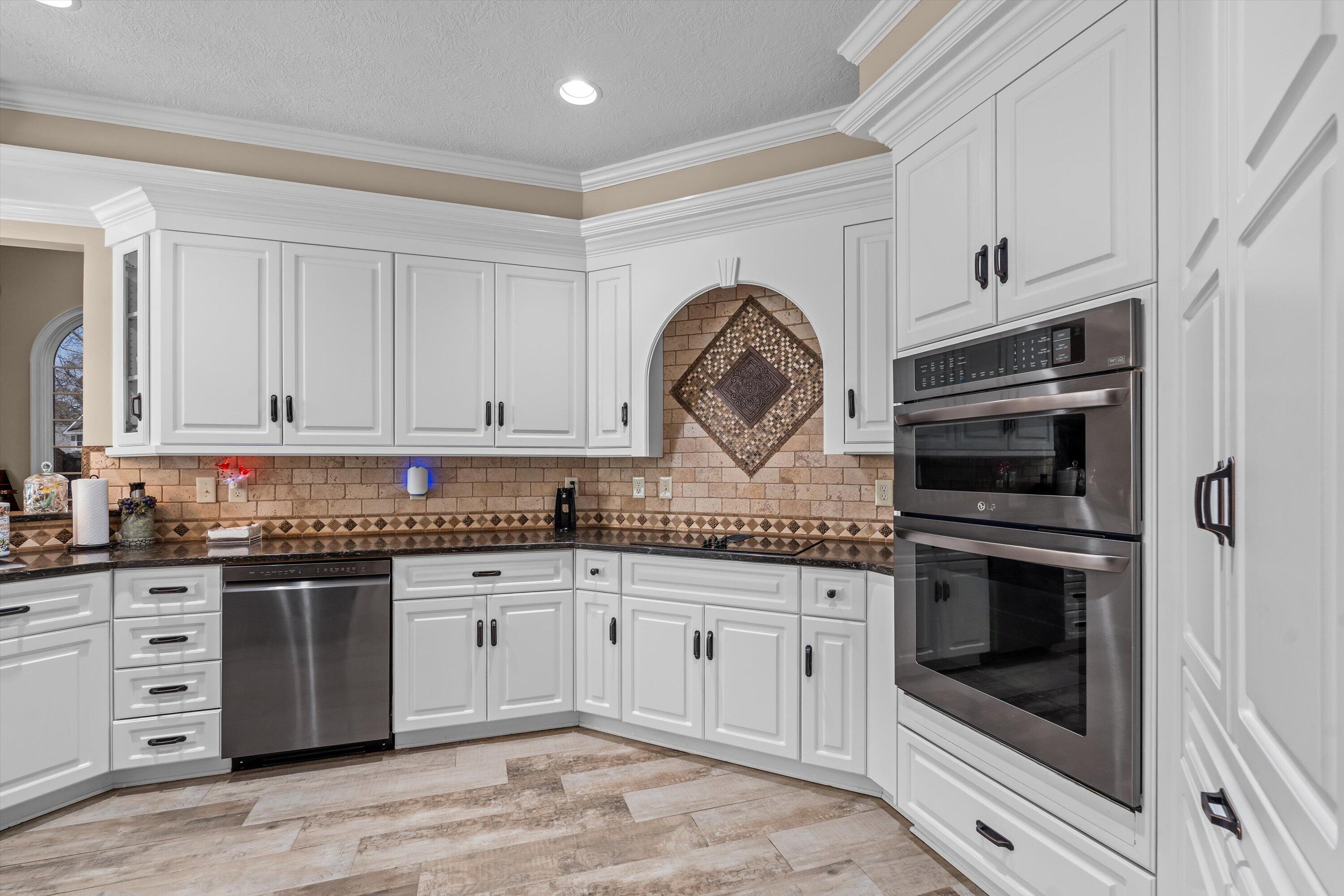 808 Shackleford Place Evans, GA 30809 - Photo 19 of 60 808 Shackleford Place | Evans,GA 30809 | Listed by: Sierra Struble & Sarah Scott with The Magnolia Bloom Team at Real Broker LLC