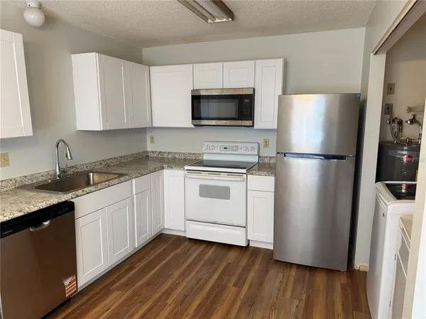 $1,400 | 1780 Shadow Lane, Unit 5, Englewood, FL 34224