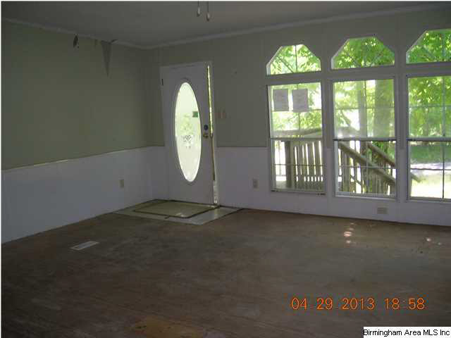 369 Aaron Road Jasper, AL 35501 - Photo 2 of 5