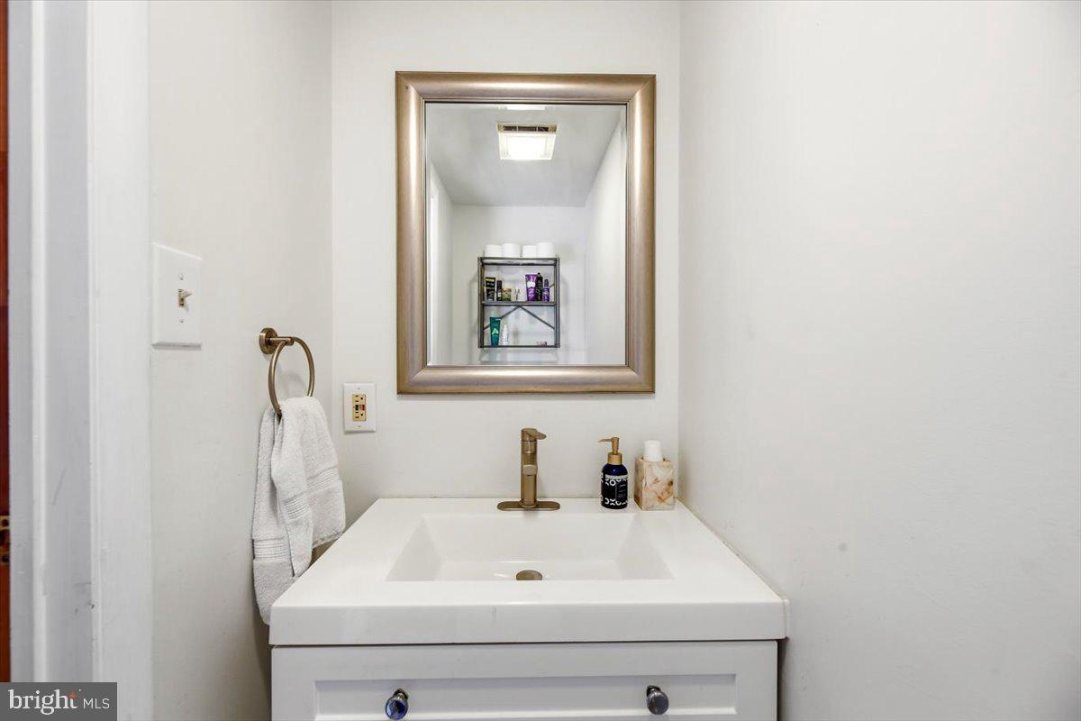 438 West Browning Road Bellmawr, NJ 08031 - Photo 17 of 22