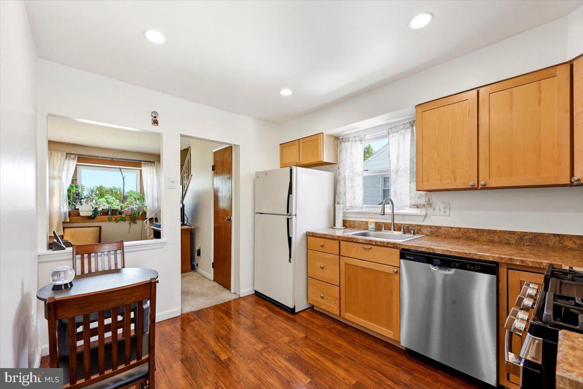 438 West Browning Road Bellmawr, NJ 08031 - Photo 8 of 22