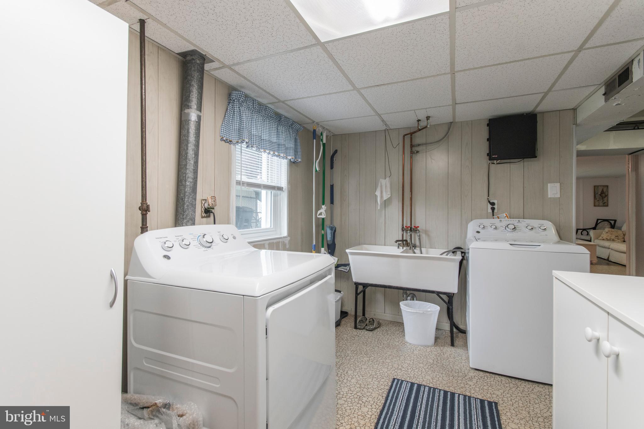 3645 Chesterfield Road Philadelphia, PA 19114 - Photo 24 of 29 Basement Level Laundry Room