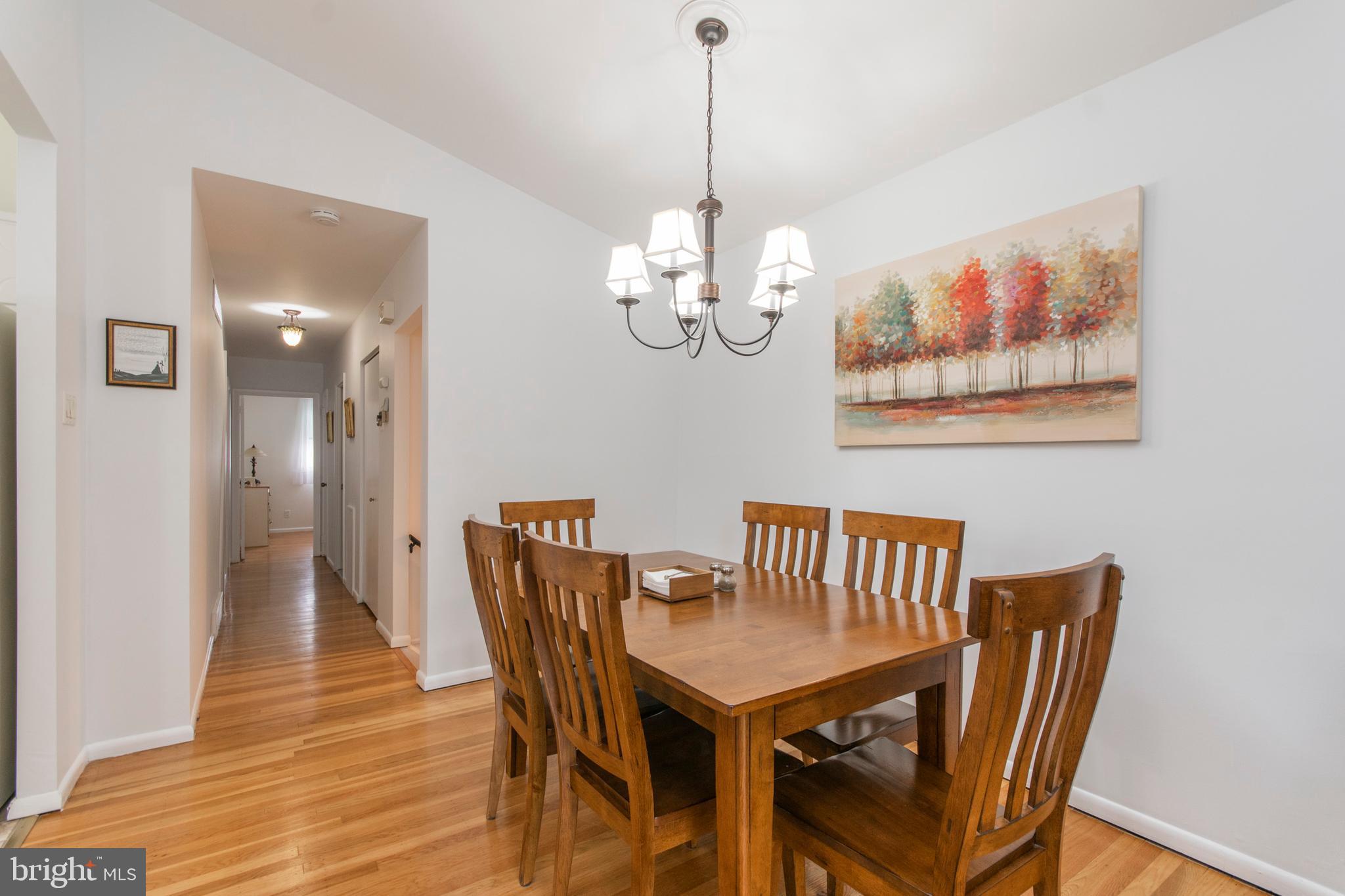 3645 Chesterfield Road Philadelphia, PA 19114 - Photo 7 of 29 Dining Area