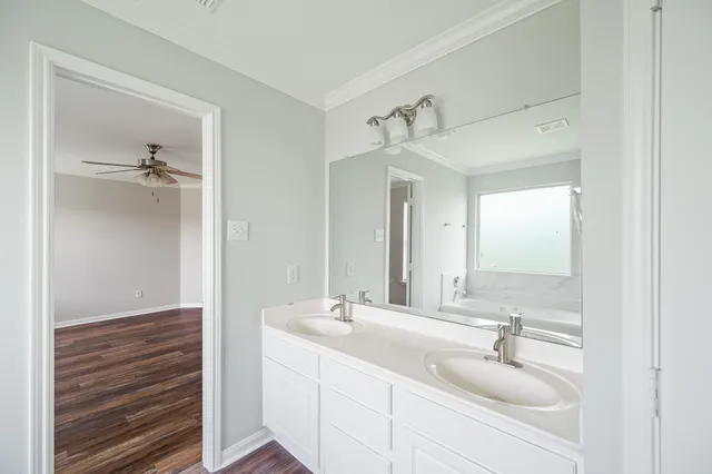 $286,000 | 514 Brushy Glen Drive, Houston, TX 77073