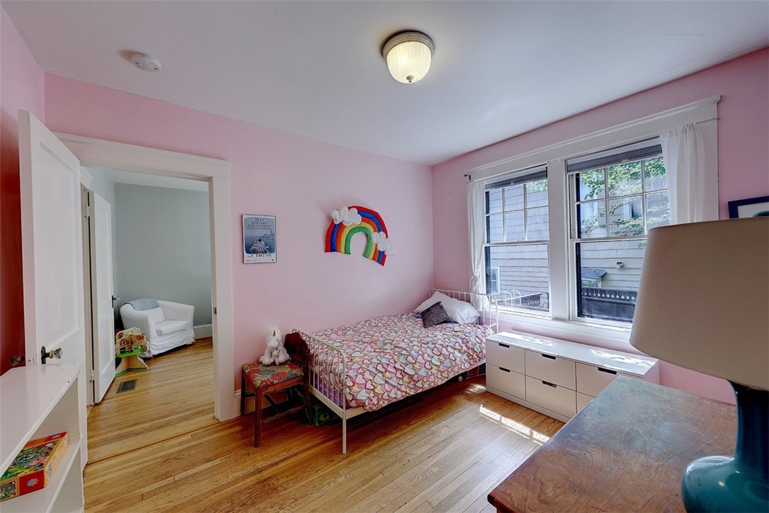 71 Edgehill Road Providence, RI 02906 - Photo 14 of 33