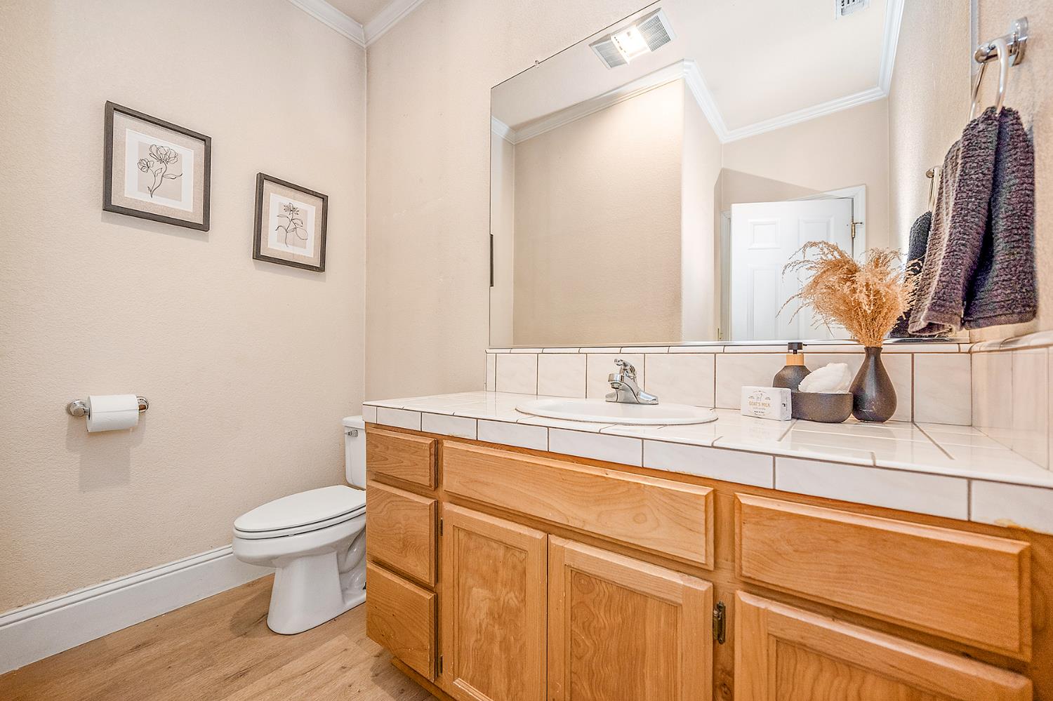 1261 Jurgens Road Rescue, CA 95672 - Photo 27 of 80 guest half bath